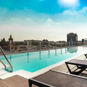 Giralda Center Otel